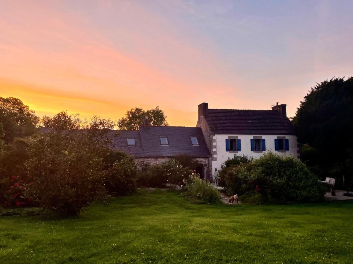Bed and Breakfast Chez Nosch Plouegat-Guerand Exterior foto