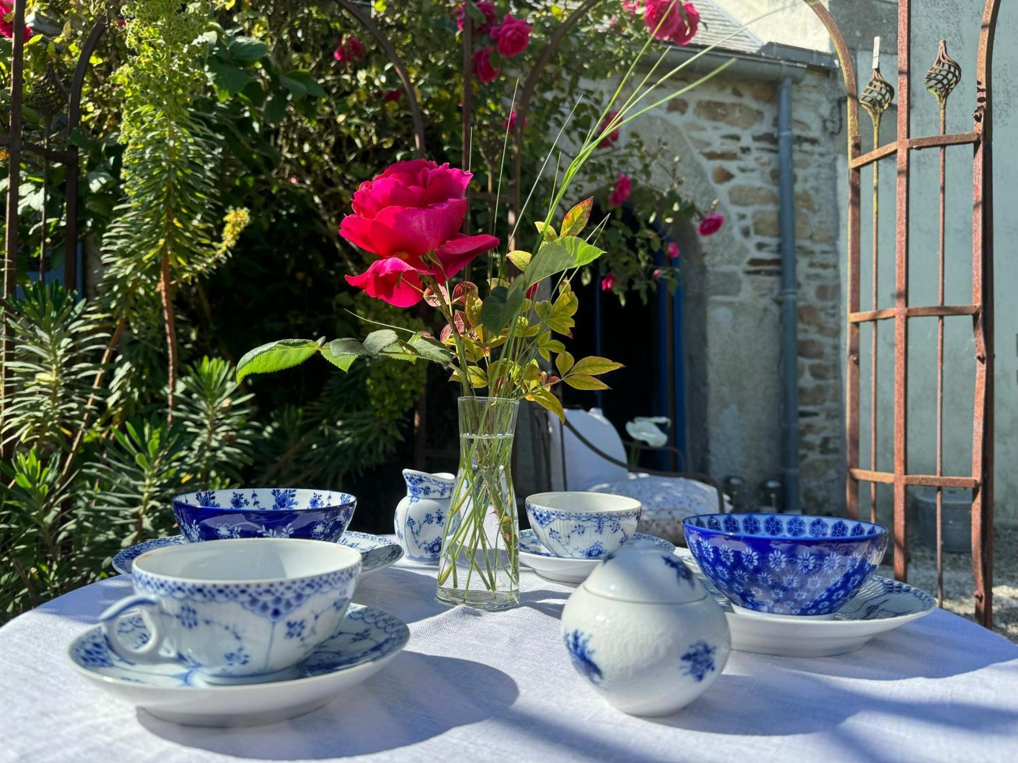 Bed and Breakfast Chez Nosch Plouegat-Guerand Exterior foto